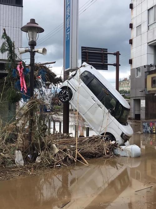 豪雨の被害を受けた人吉市街地（人吉ラグビー協会提供）