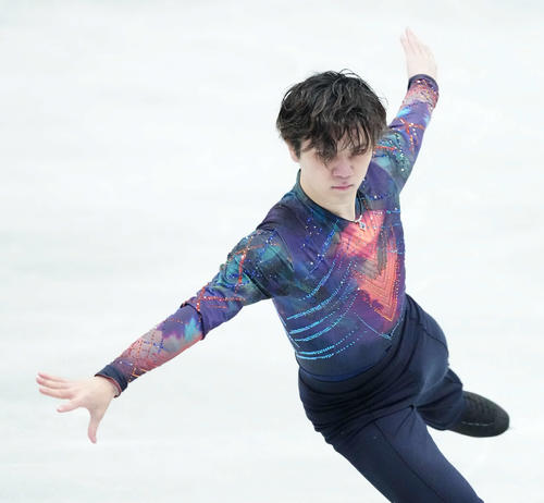 世界フィギュアスケート国別対抗戦・男子SPで演技する宇野昌磨（2021年4月15日　代表撮影）