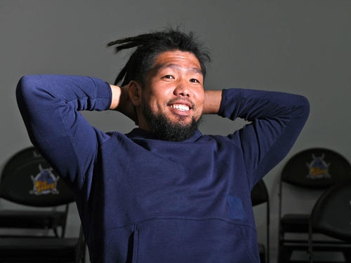 笑顔で思いを語る埼玉堀江翔太