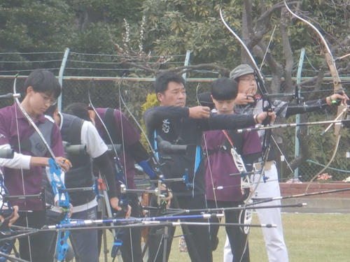横浜市内で行われたアーチェリーの記録会に参加した山本博（撮影・平山連）