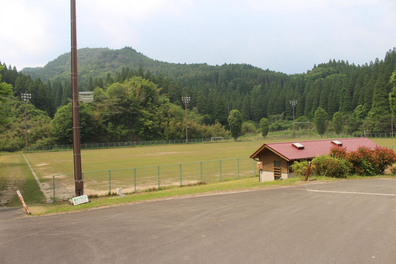 鯛生スポーツセンターのグラウンド