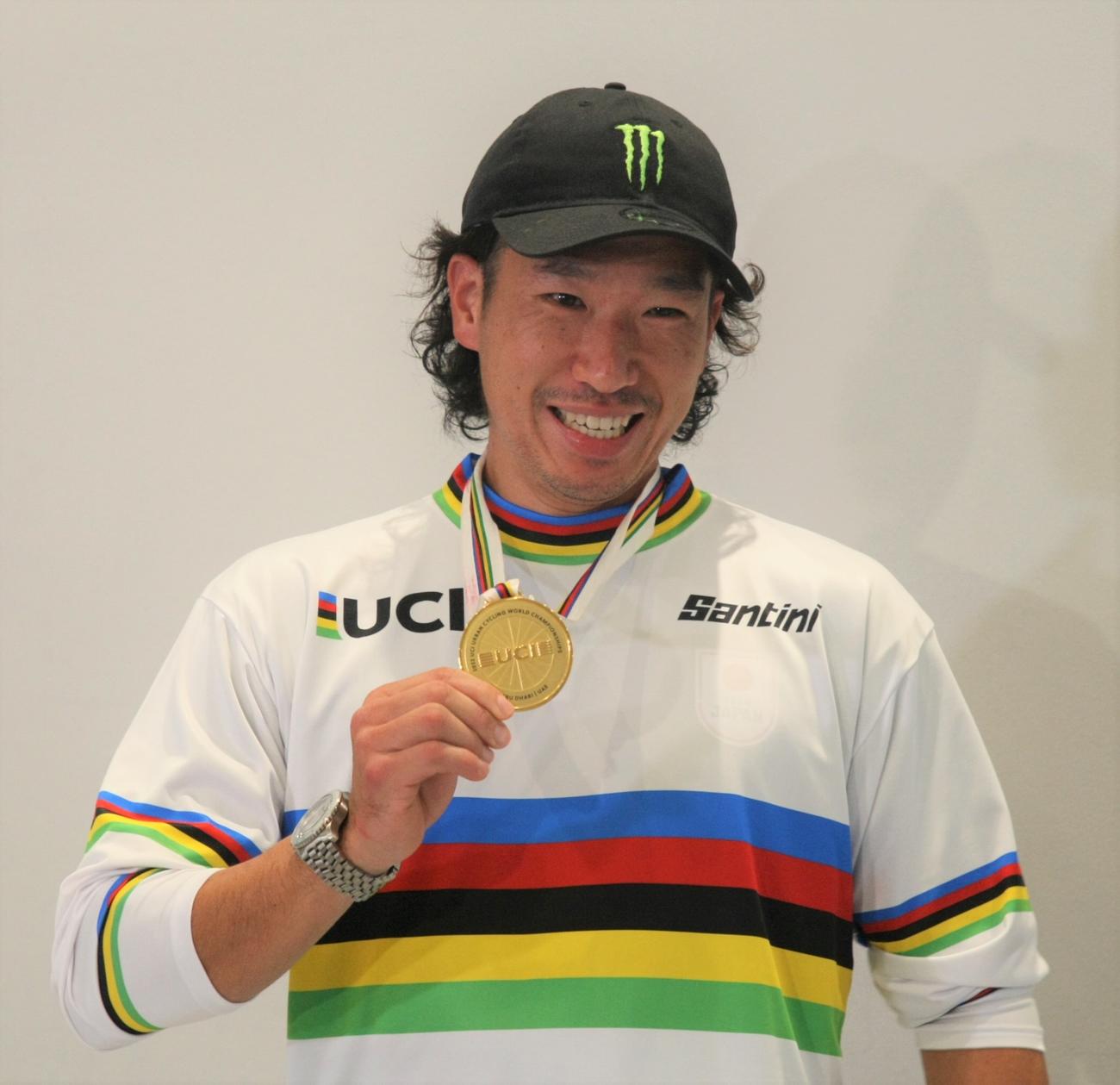 「2022 UCIアーバンサイクリング世界選手権」BMXフラットランドで優勝した佐々木（撮影・藤塚大輔）