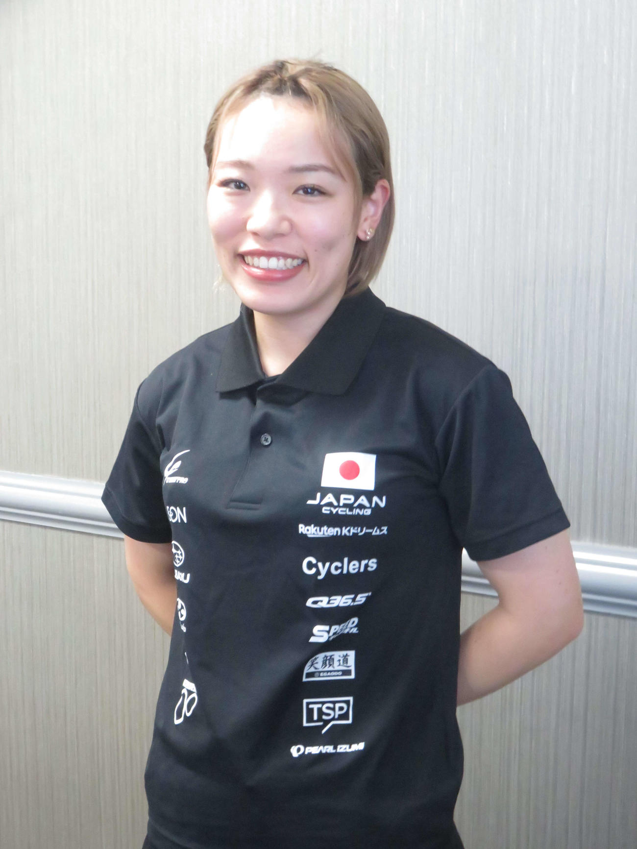 世界選手権の前日取材に応じた佐藤水菜