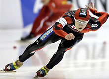男子５００メートルで２位に入った加藤条治（ＡＰ）