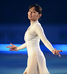 日本女子フィギュア史上初となる「母」での五輪出場を目指す安藤