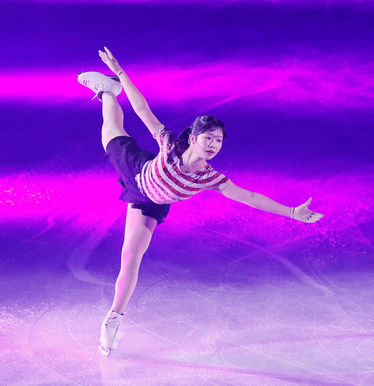 ファンタジー・オン・アイス2026　演技する中井亜美（撮影・山本朝陽）