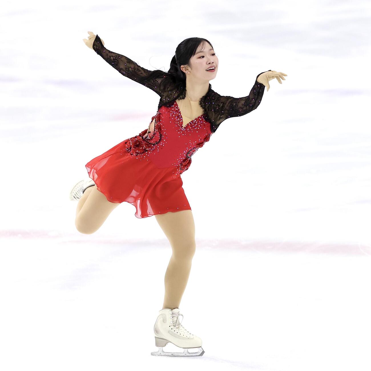 「ドリーム・オン・アイス2026」で華麗な演技を披露する中井亜美（撮影・宮地輝）