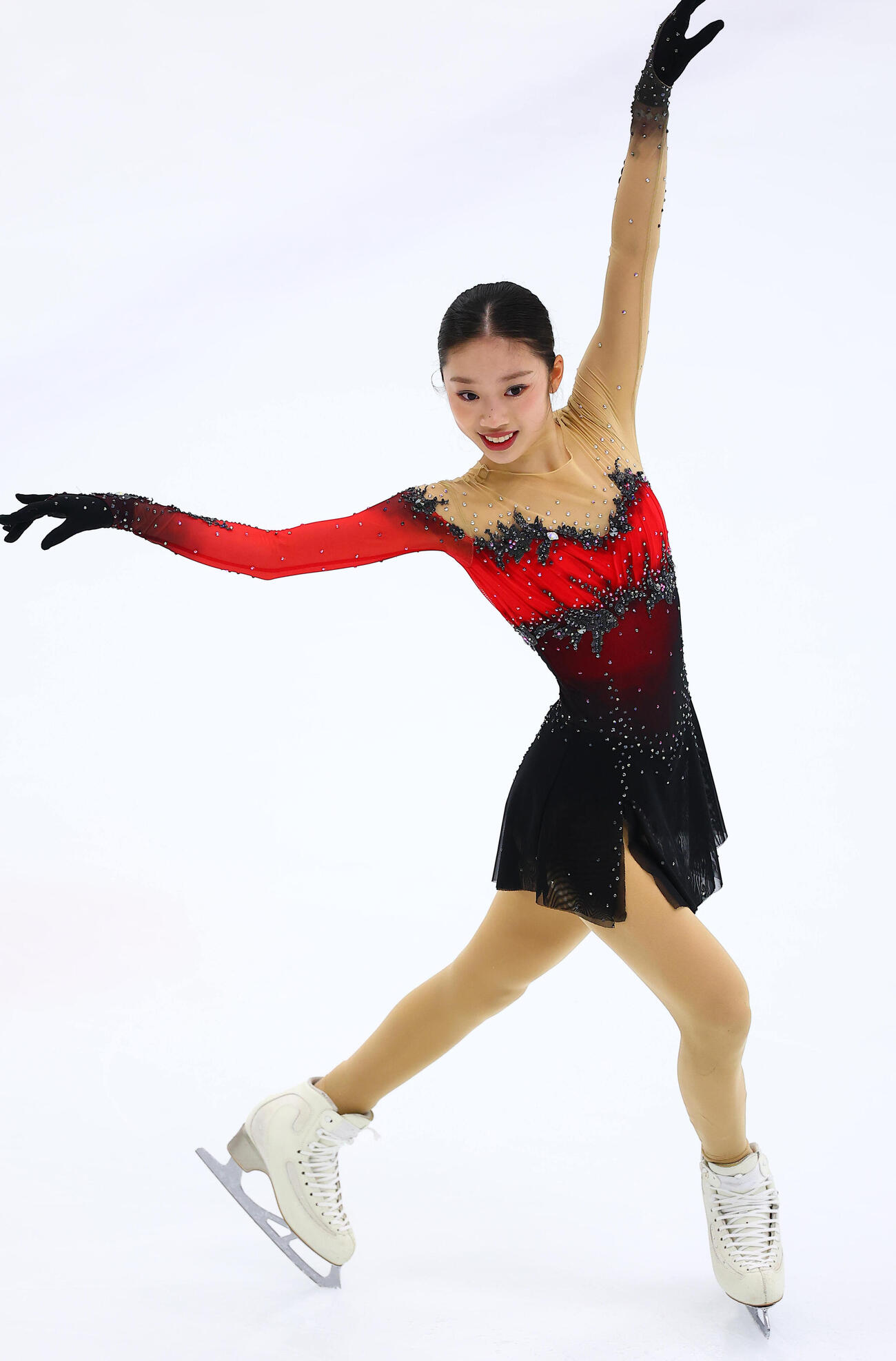 ジュニア女子のSPで首位に立った岡田芽依（撮影・野上伸悟）