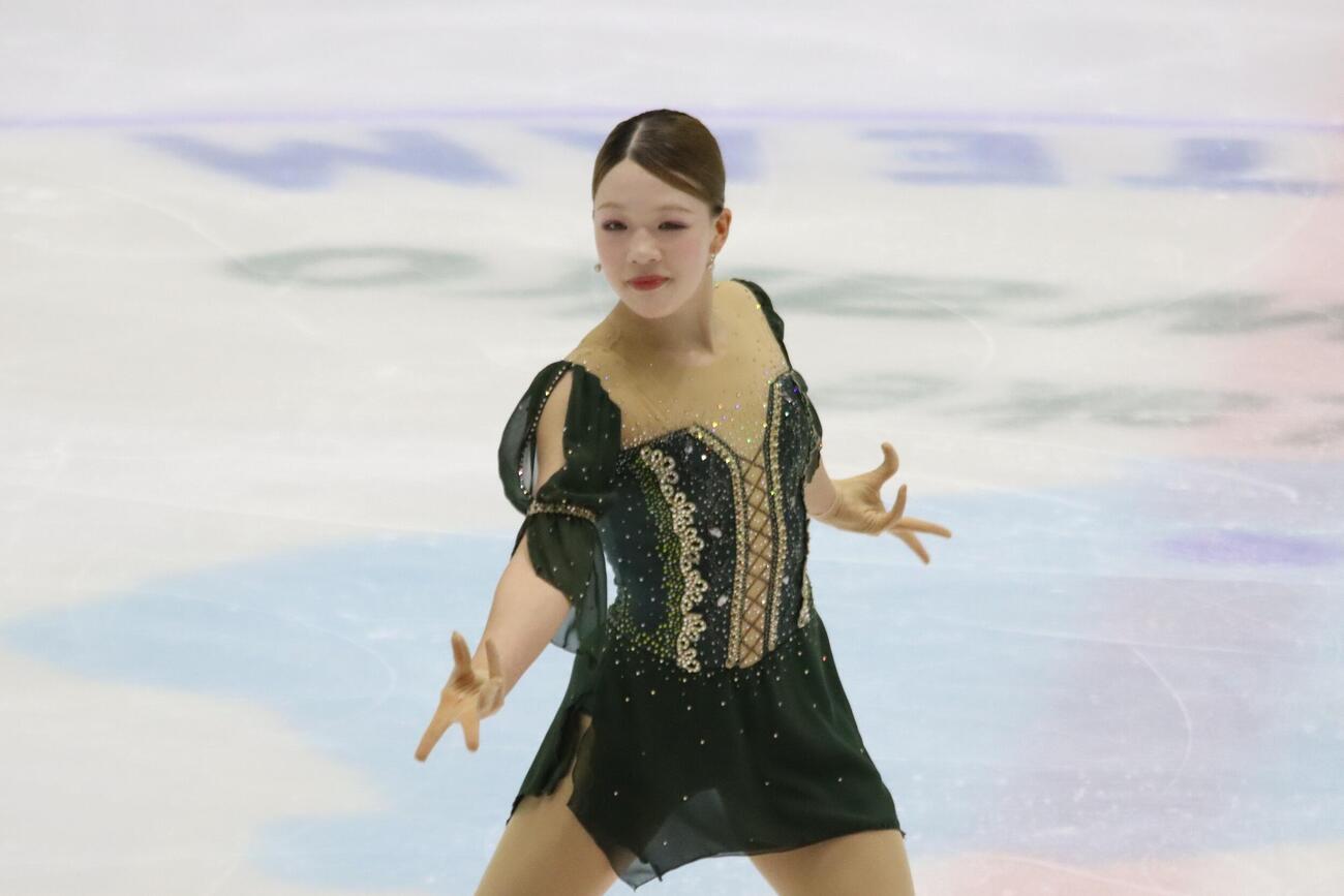 フィギュアスケート　サマーカップジュニア女子ショートプログラム（SP)　演技する石崎波奈
