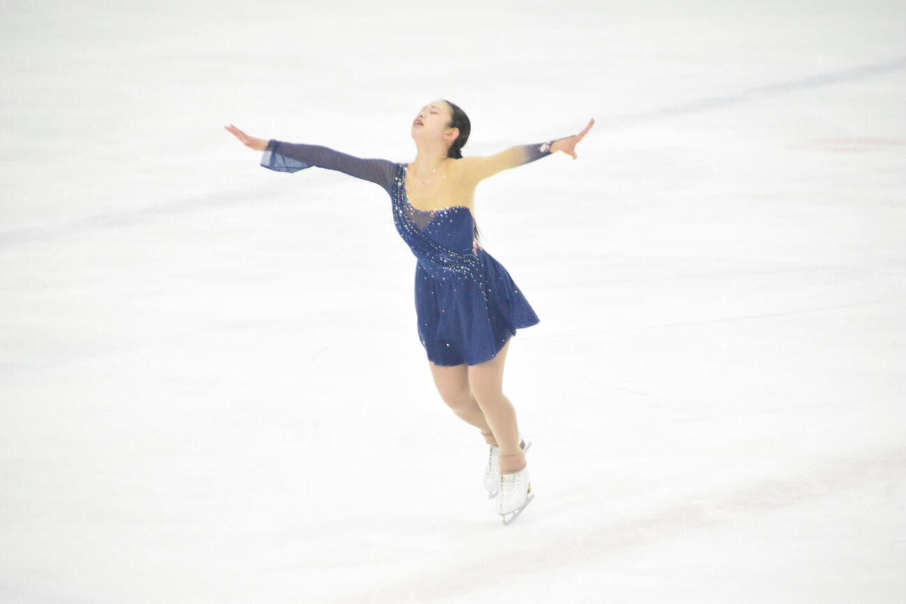 シニア女子フリーで演技する高橋舞