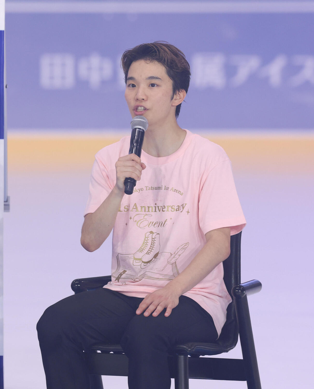 1周年記念イベントでトークショーをする樋口新葉（撮影・増田悦実）