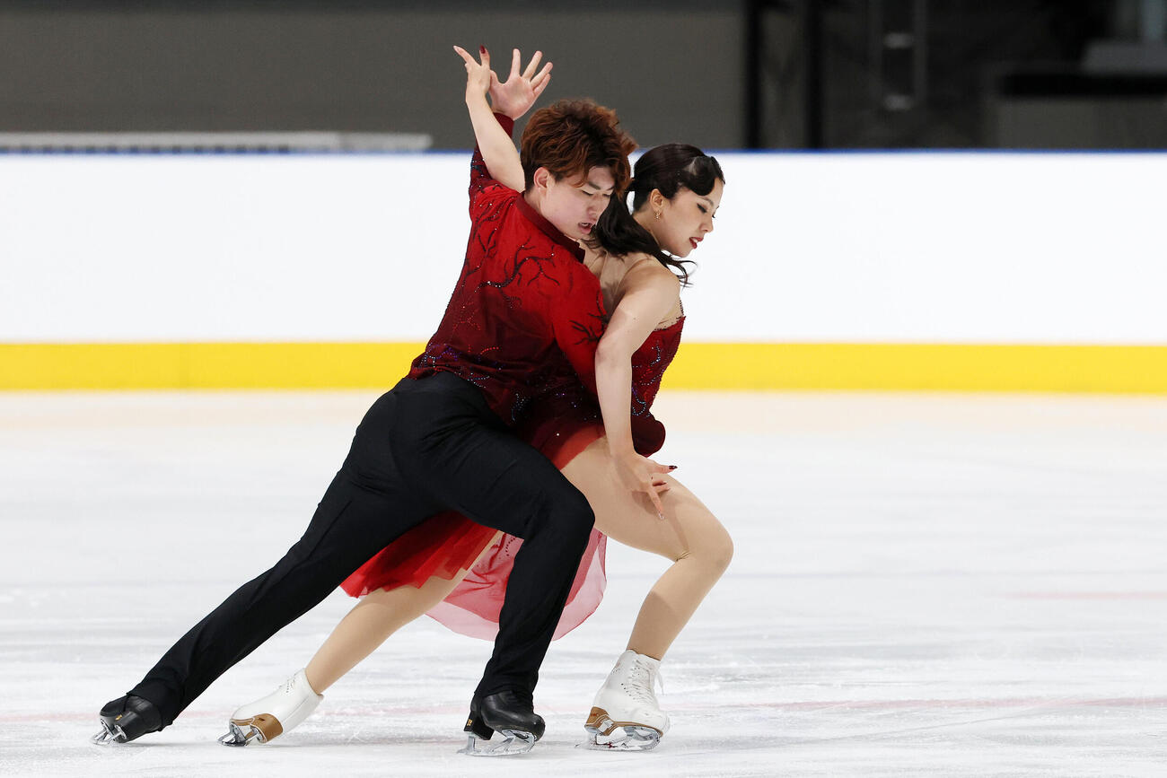 アイスダンスFDで華麗な演技を披露する吉田唄菜、森田真沙也組（撮影・宮地輝）