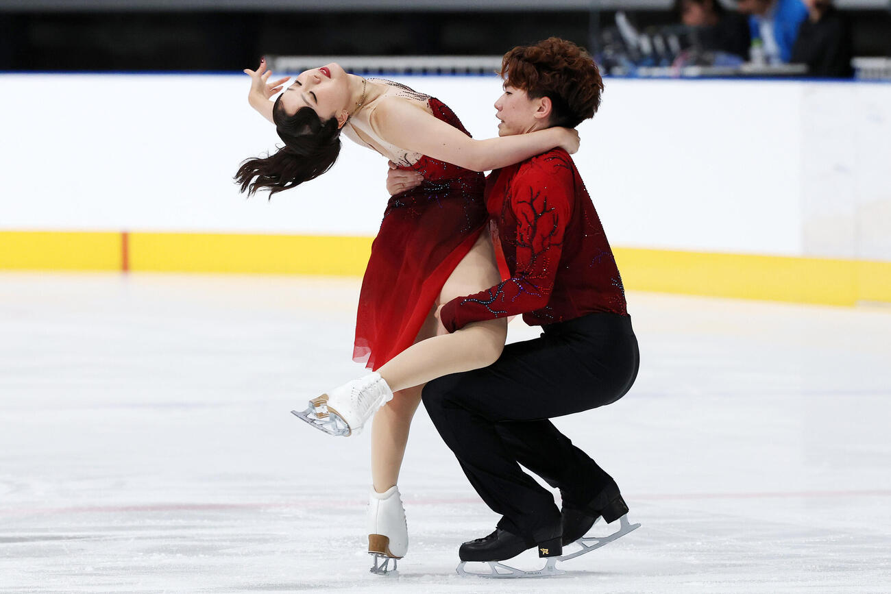 アイスダンスFDで華麗な演技を披露する吉田唄菜、森田真沙也組（撮影・宮地輝）