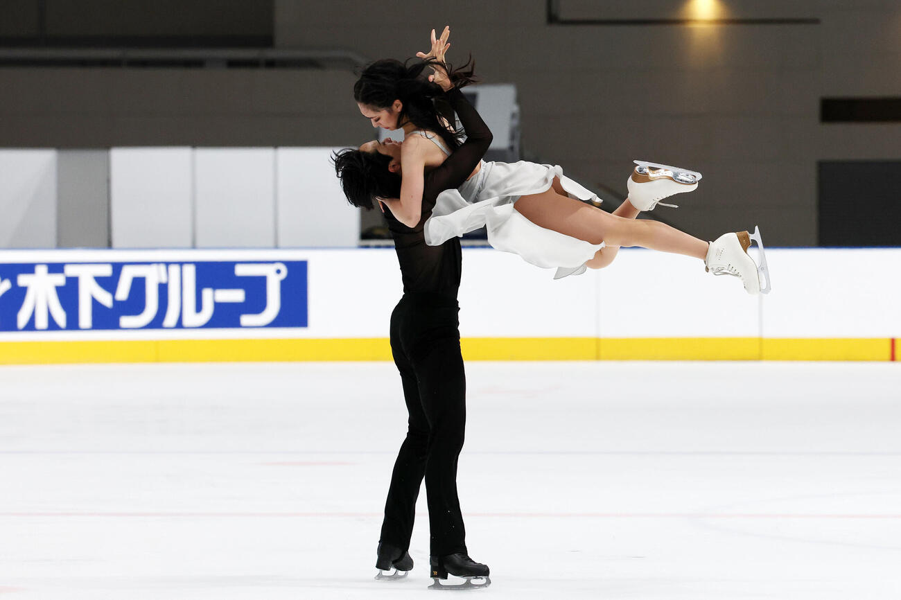 アイスダンスFDで華麗な演技を披露する櫛田育良、島田高志郎組（撮影・宮地輝）