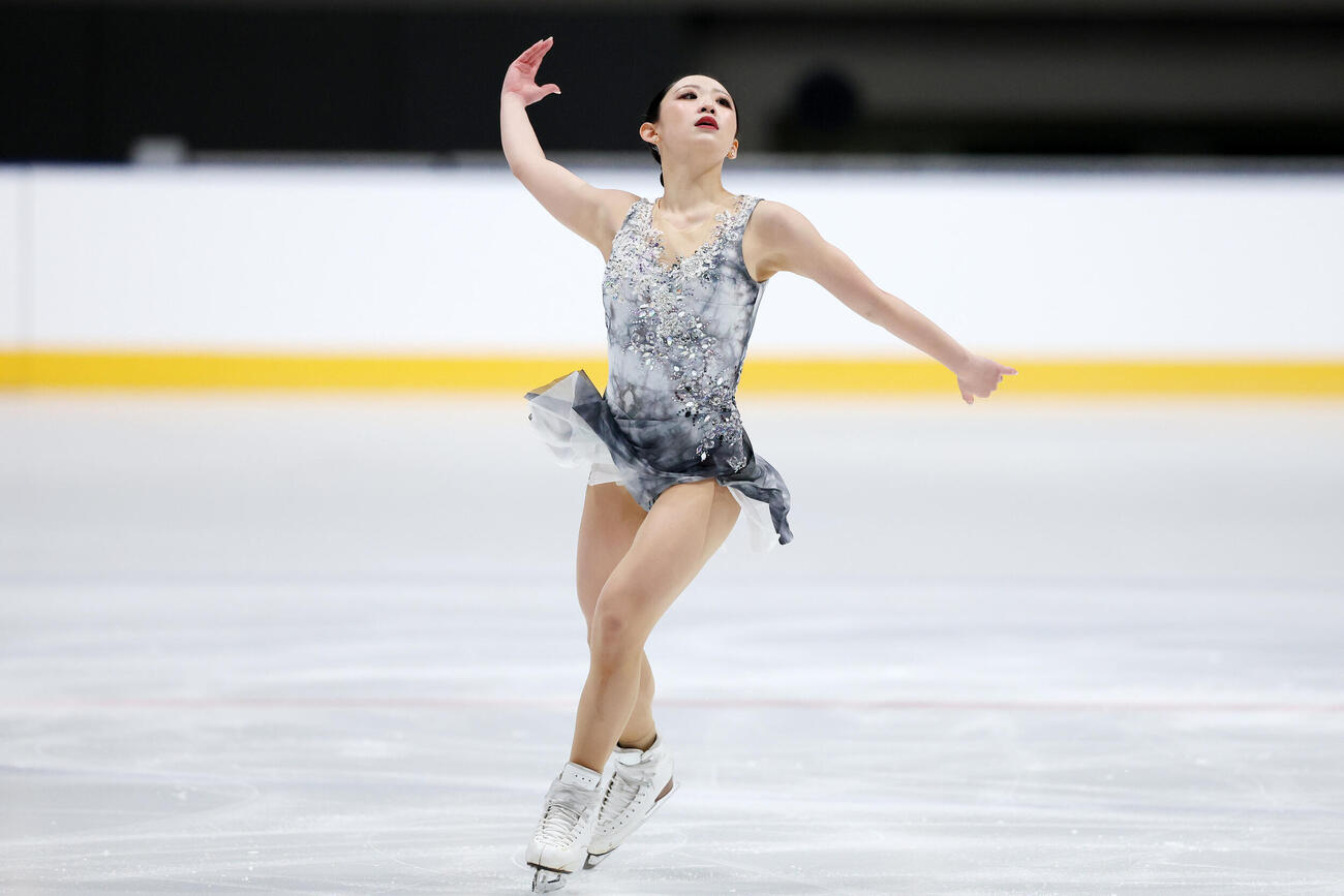 女子フリーで華麗な演技を披露する青木祐奈（撮影・宮地輝）