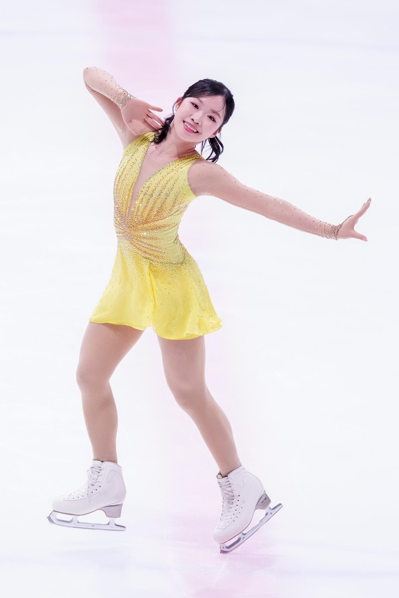 シニア女子フリーで演技する中井亜美（撮影・江口和貴）