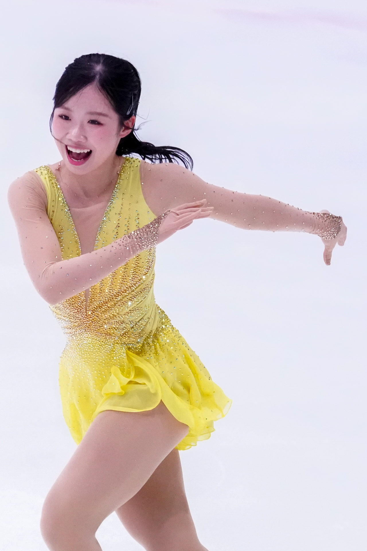 シニア女子フリーで演技する中井亜美（撮影・江口和貴）