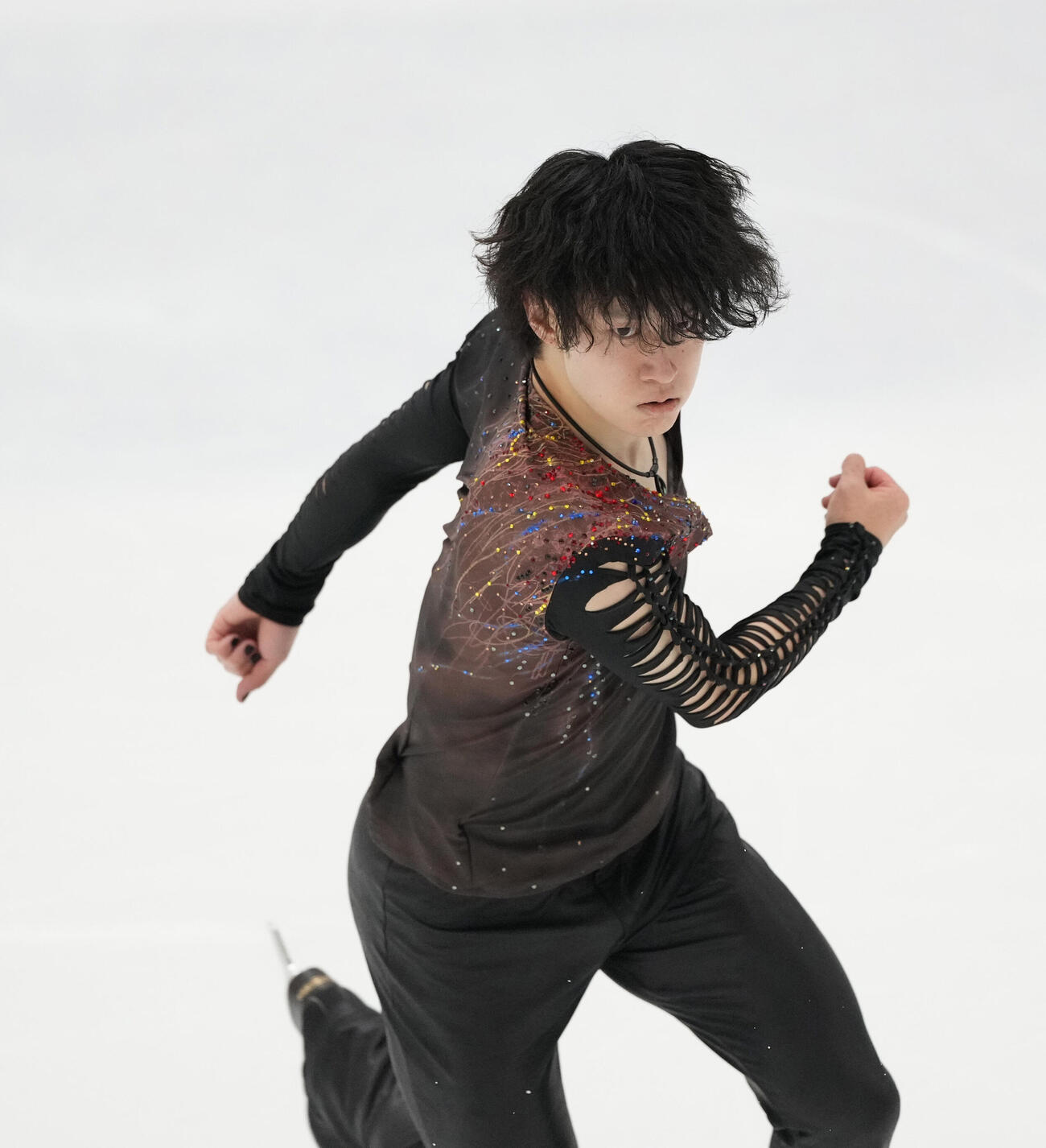 シニア男子ショートプログラム　華麗な演技を披露する山本草太（撮影・森本幸一）