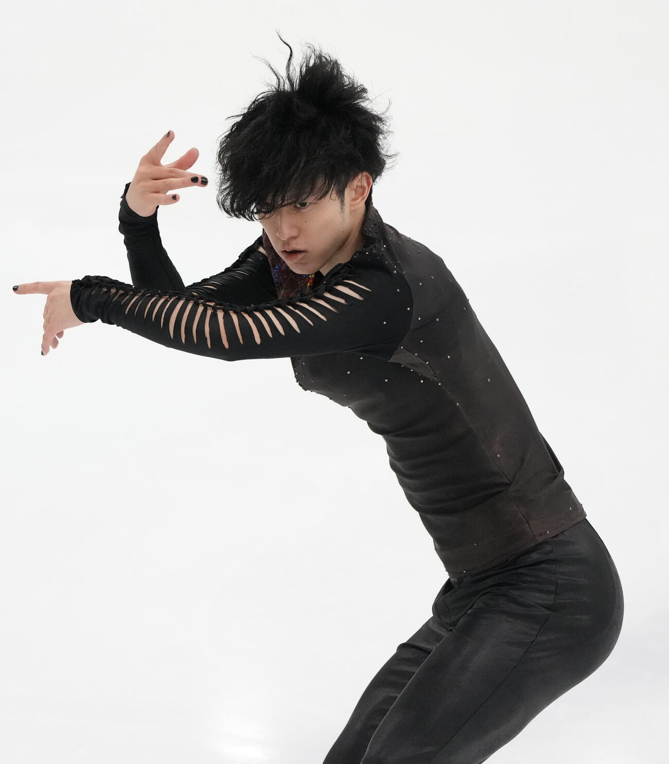 シニア男子ショートプログラム　華麗な演技を披露する山本草太（撮影・森本幸一）