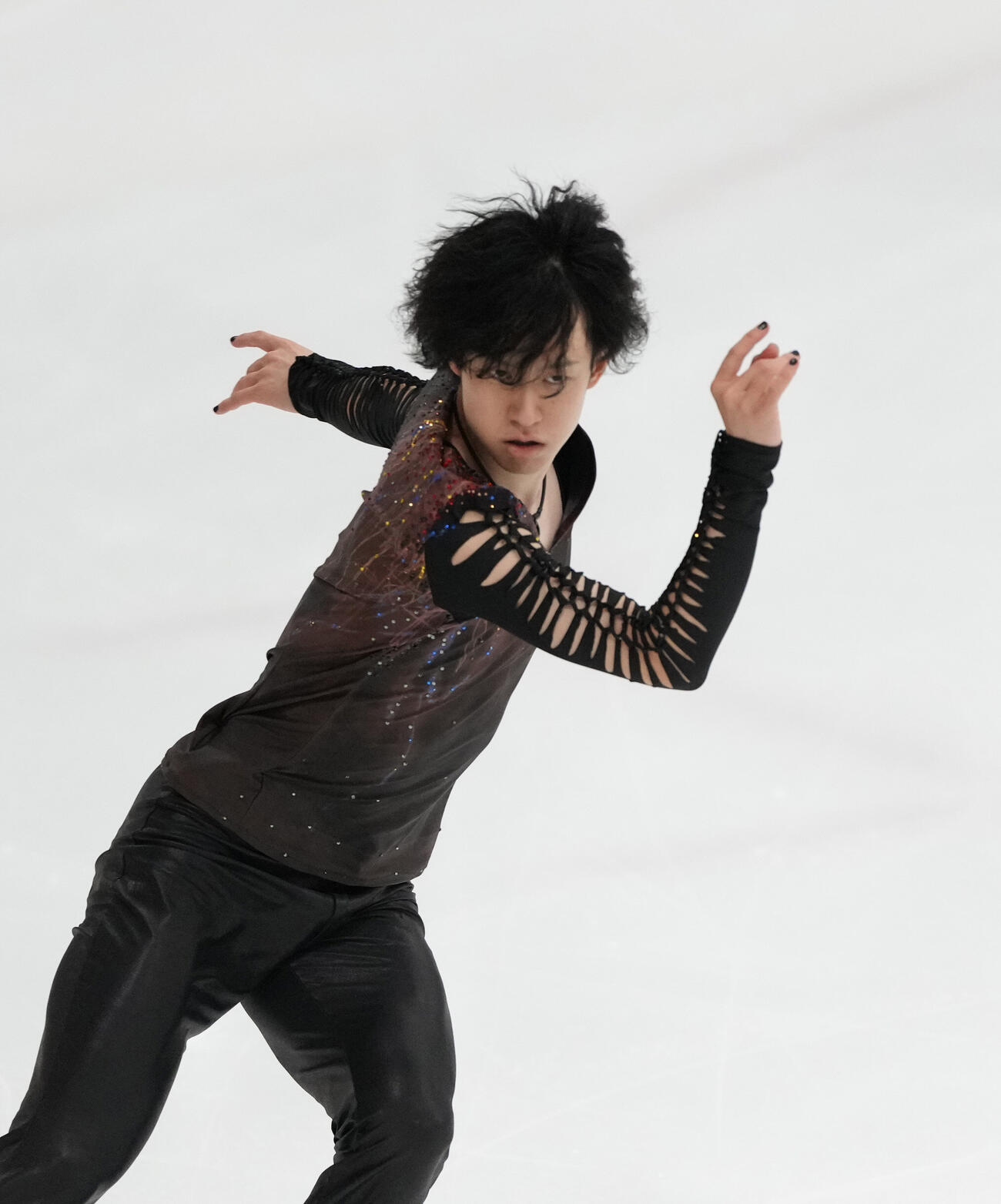 シニア男子ショートプログラム　華麗な演技を披露する山本草太（撮影・森本幸一）