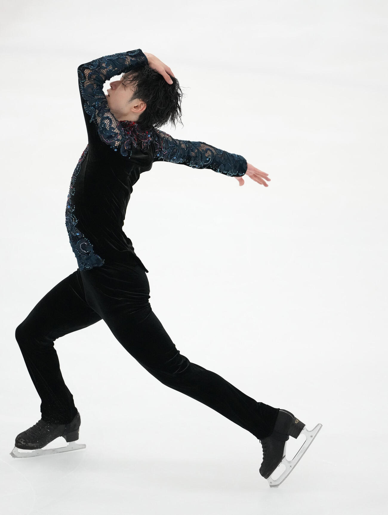 シニア男子フリー　華麗な演技を披露する山本草太（撮影・森本幸一）