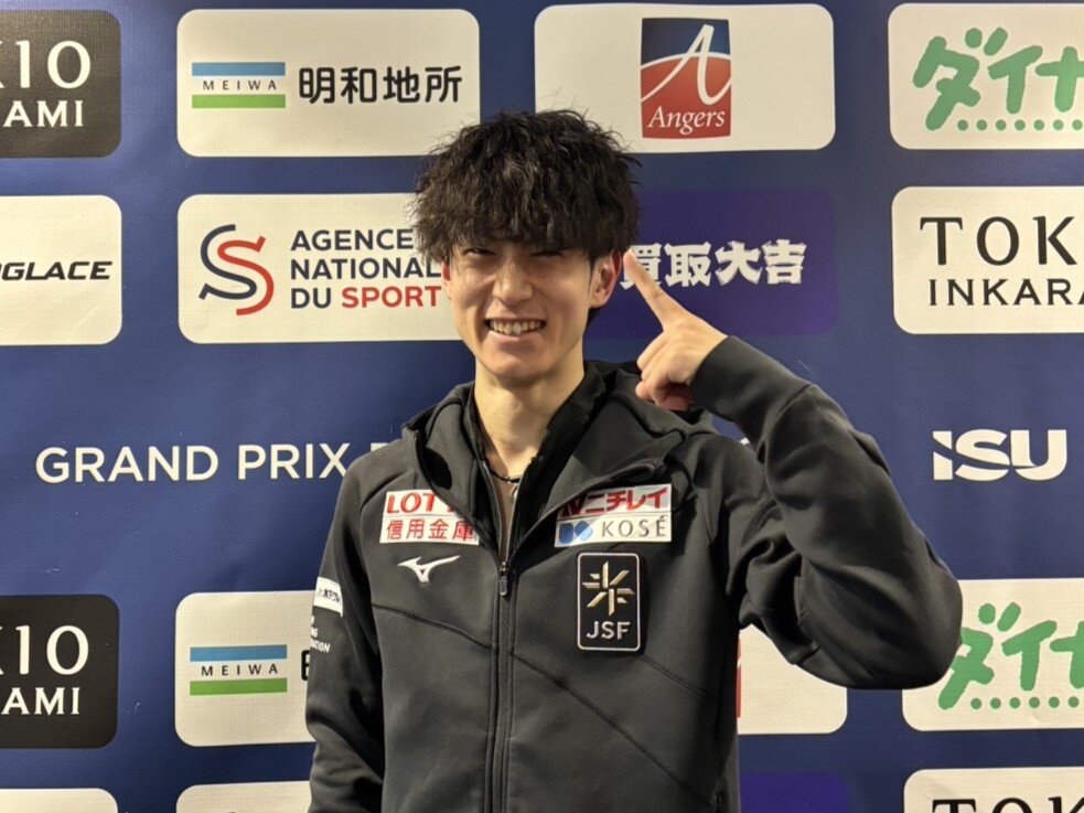公式練習後に取材に応じる山本草太（撮影・松本愛香通信員）
