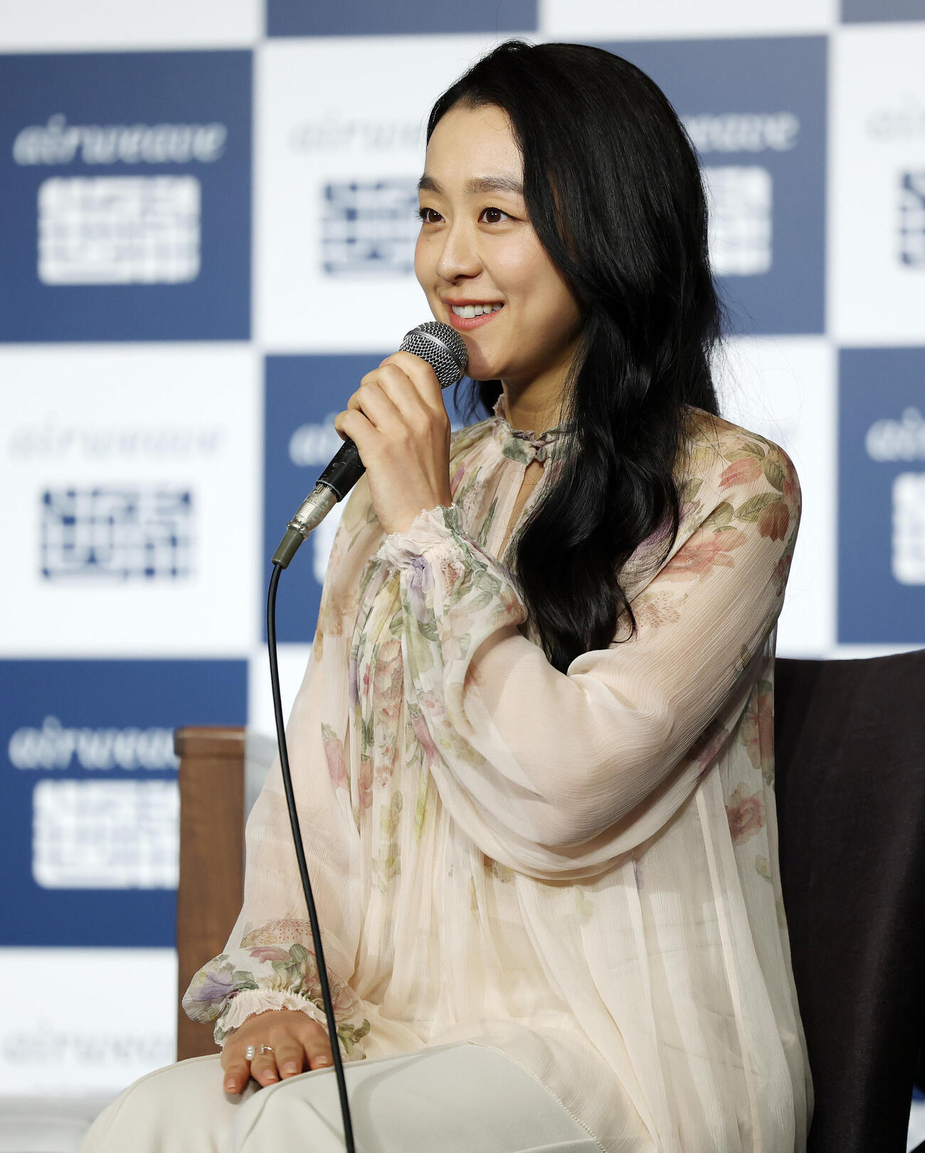 エアウィーヴ新商品発表会に登壇した浅田真央さん（撮影・宮地輝）
