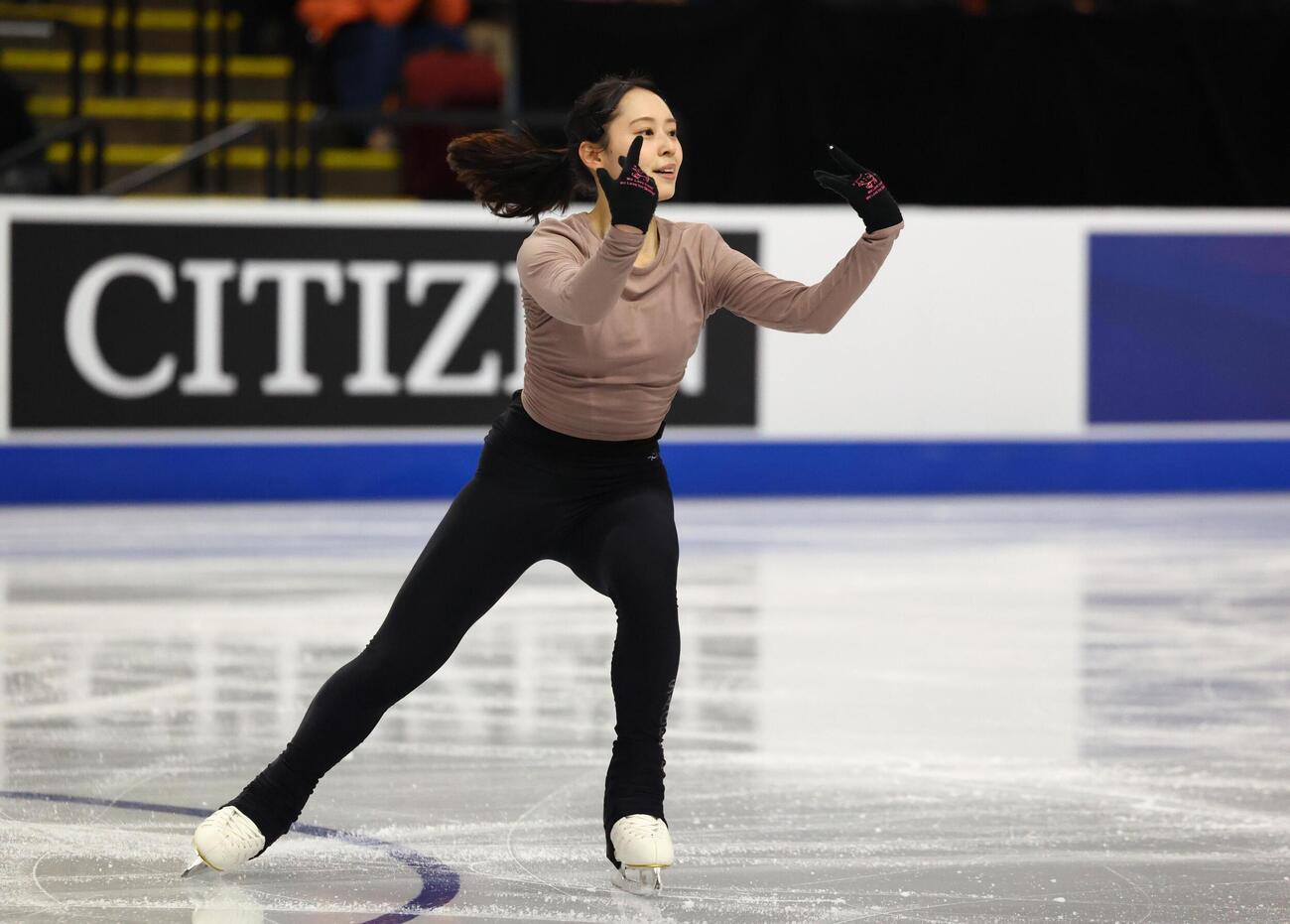 GPシリーズ・スケートカナダの前日練習に参加した三宅咲綺（撮影・藤塚大輔）