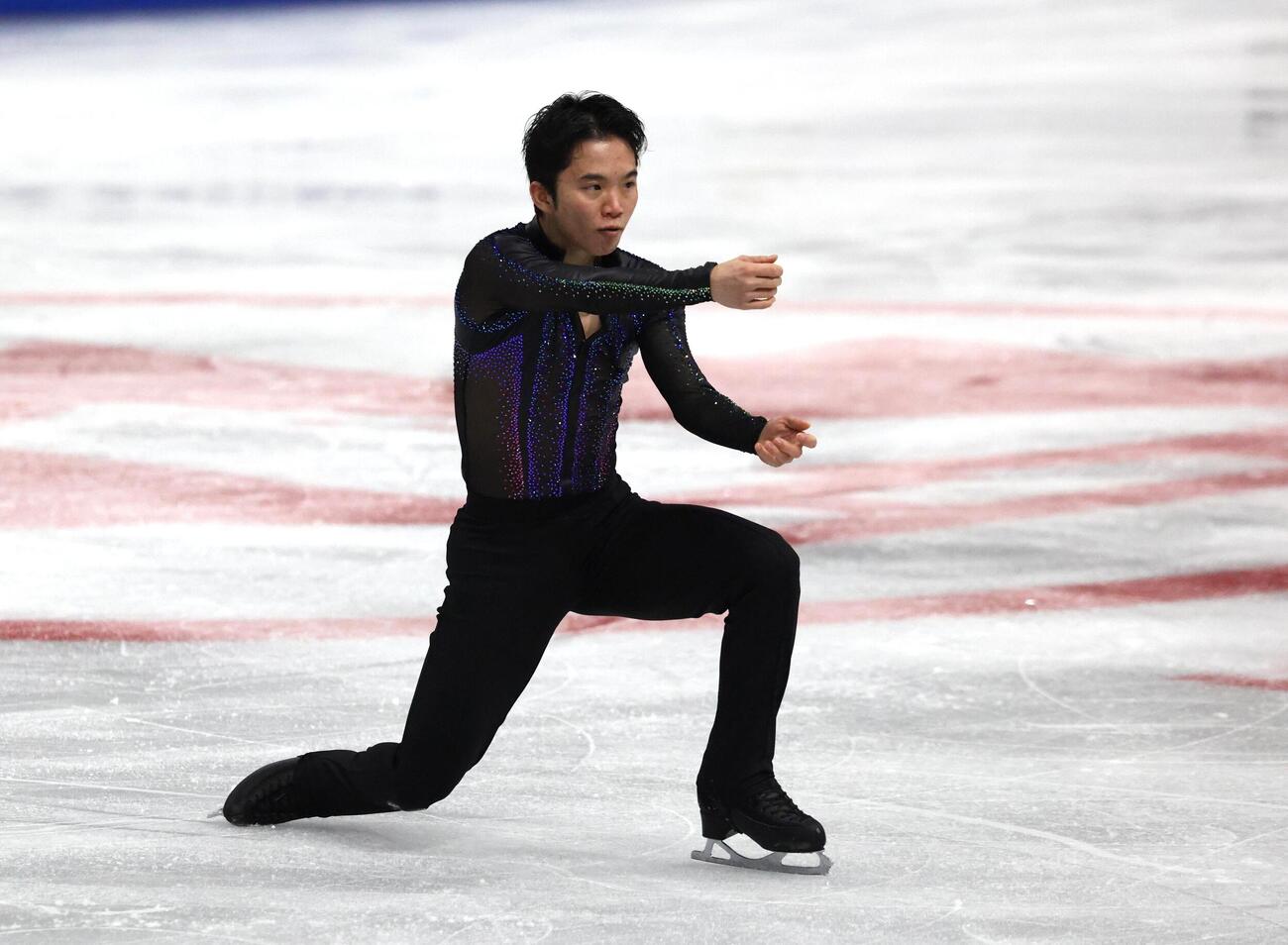 GPシリーズ第2戦スケートカナダ　SPで演技を披露する友野一希（撮影・藤塚大輔）