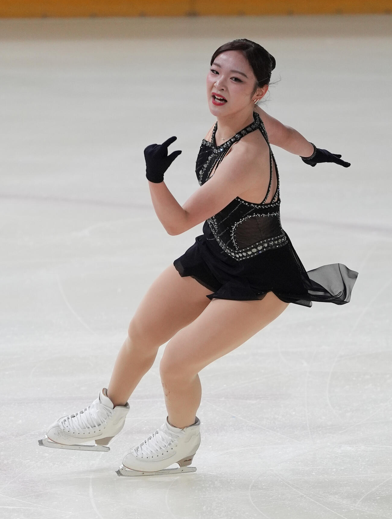 フリーの演技を披露する高木謠（撮影・小沢裕）