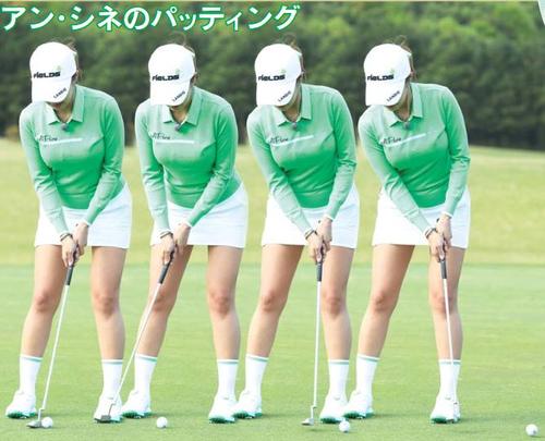 両肩のラインとヘッドの動きが連動している