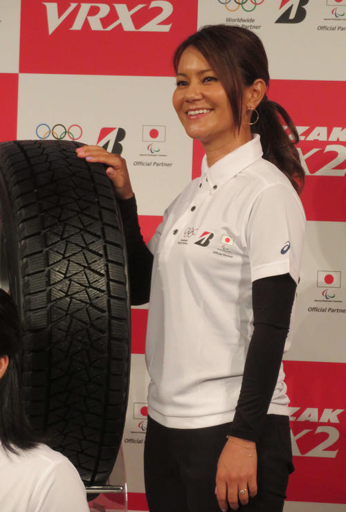 ブリヂストンタイヤの新商品発表イベントに出席した宮里藍さん