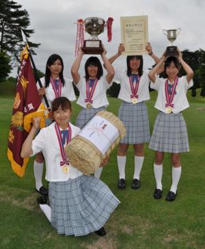 山梨学院大付 狙う全国初ｖ 高校ゴルフ 全国高校ゴルフニュース Nikkansports Com