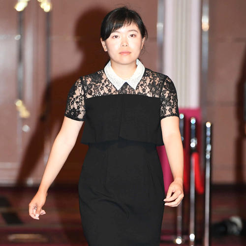 ワールド・サロンパス・カップの前夜祭に出席した勝(撮影・山崎安昭)