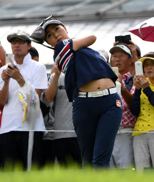 https://www.nikkansports.com/sports/golf/news/img/201910020000178-w500_6.jpg