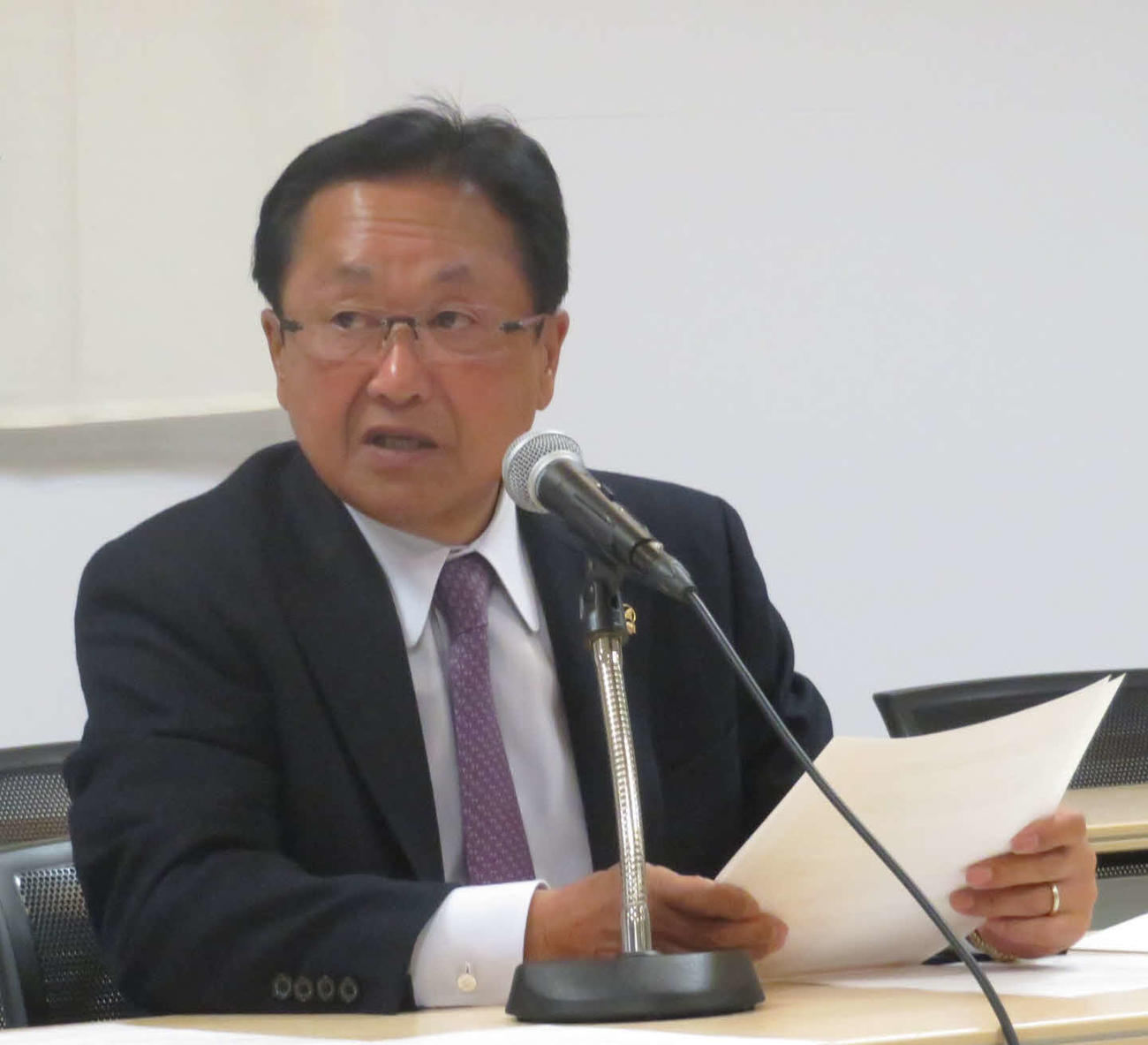 会見した日本プロゴルフ協会の倉本会長