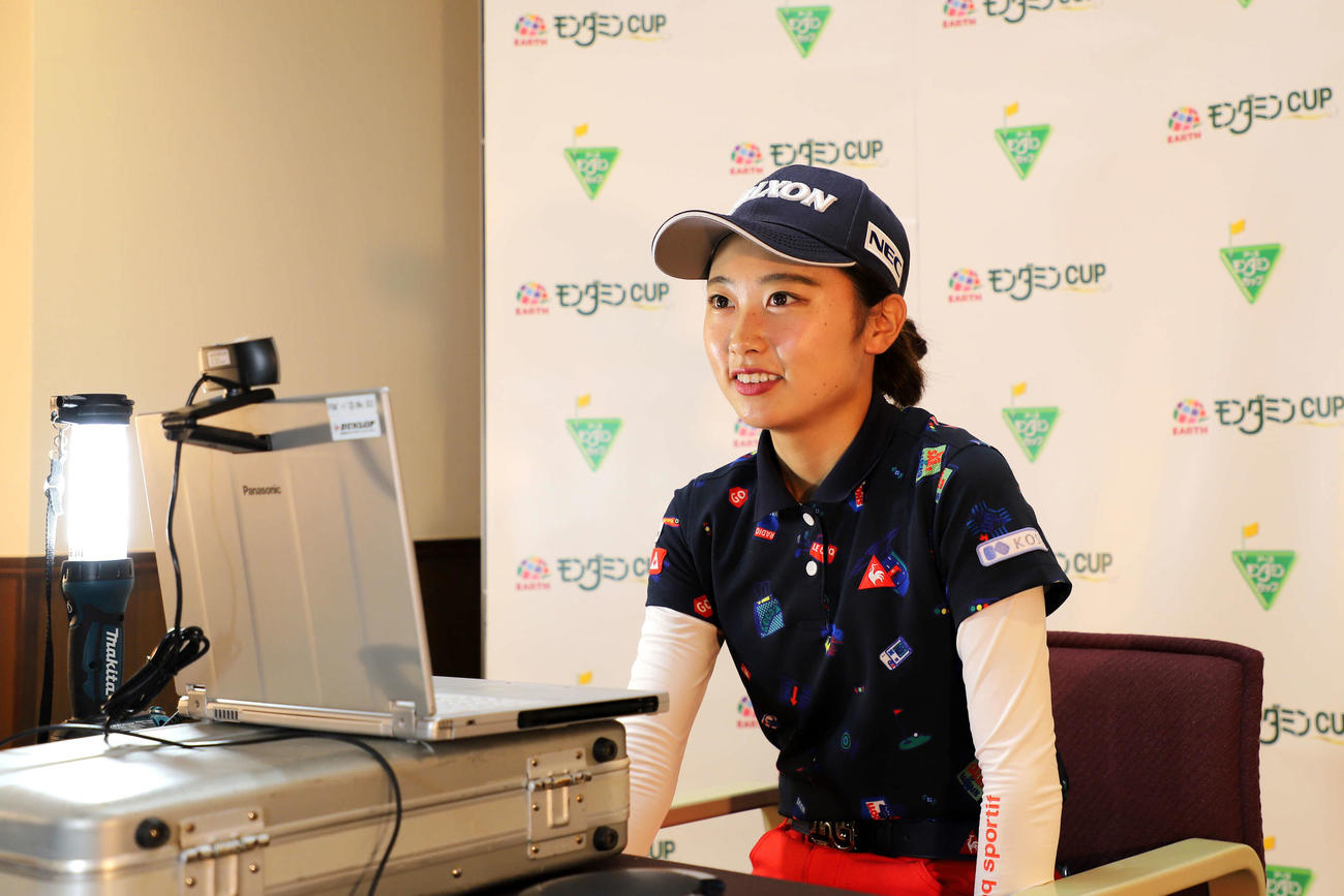 オンラインでの記者会見に臨む安田祐香（Getty　Images／JLPGA提供）