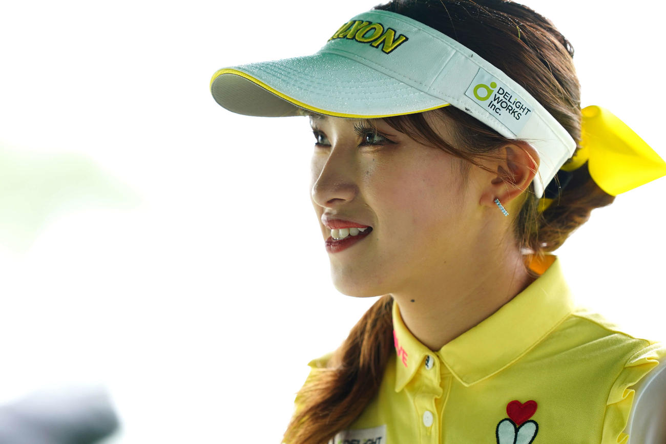 1番、スタートを待つ臼井（Getty　Images／JLPGA提供）
