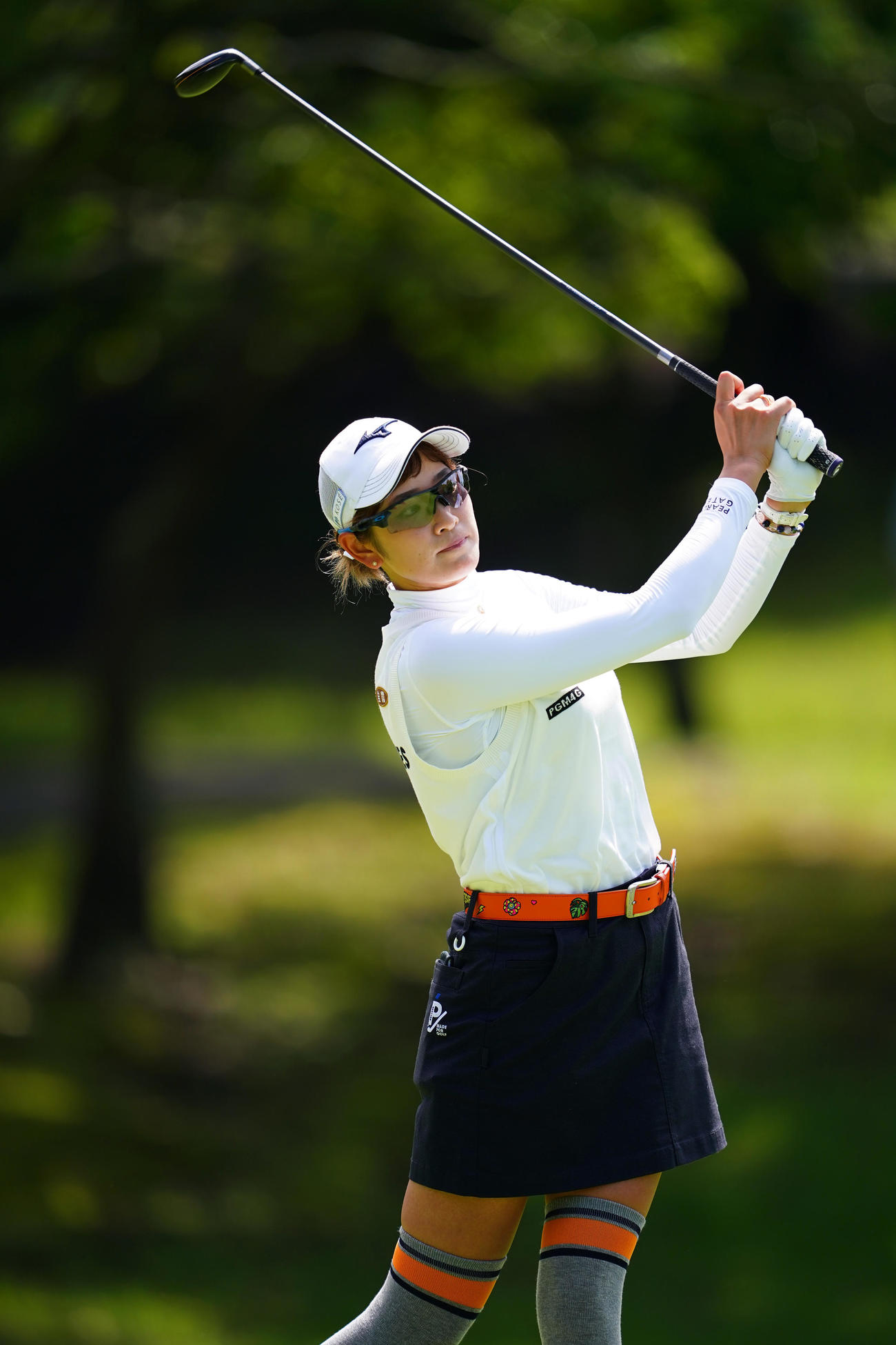 5番、ティーショットを放つ原英（Getty　Images／JLPGA提供）