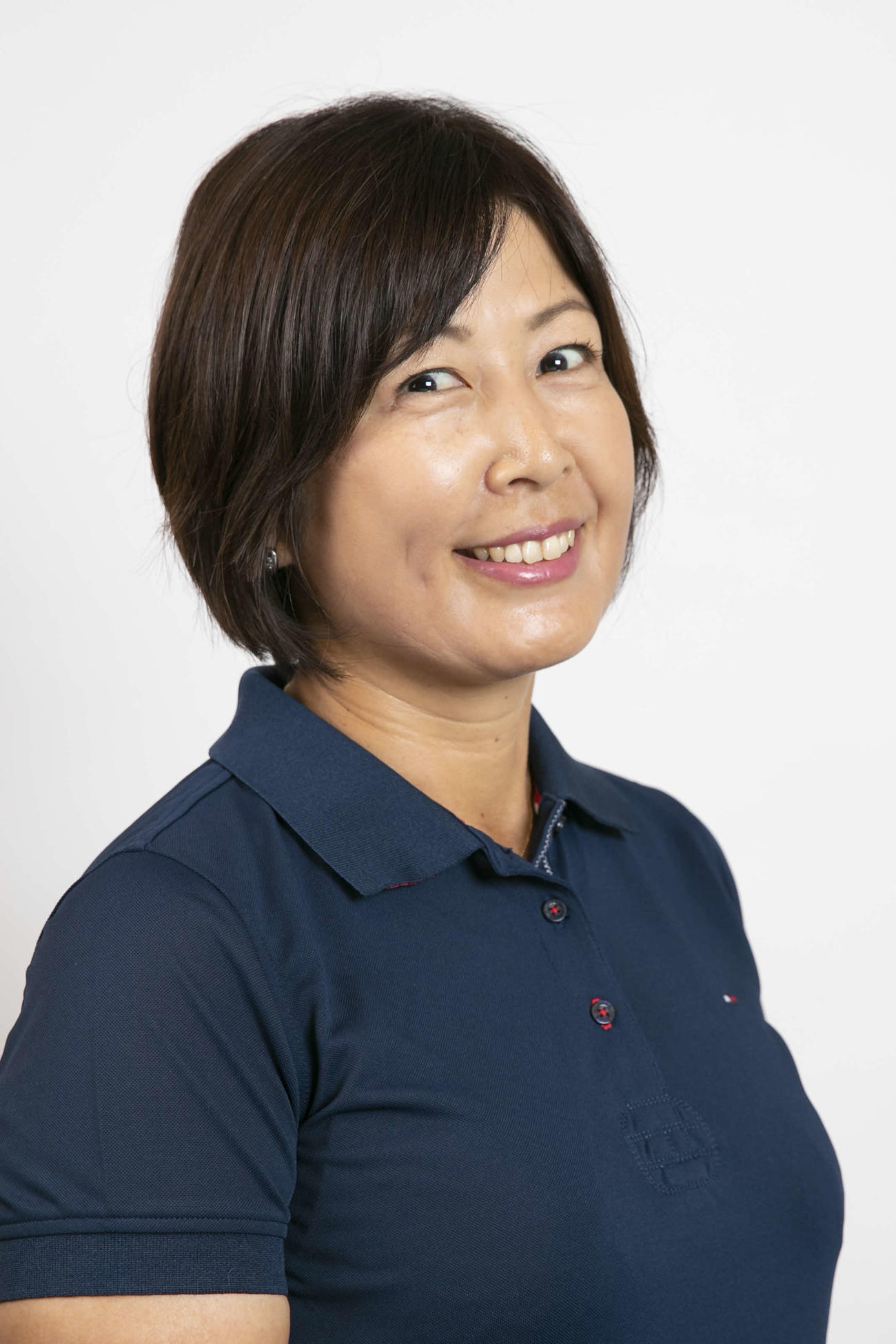 村口史子氏