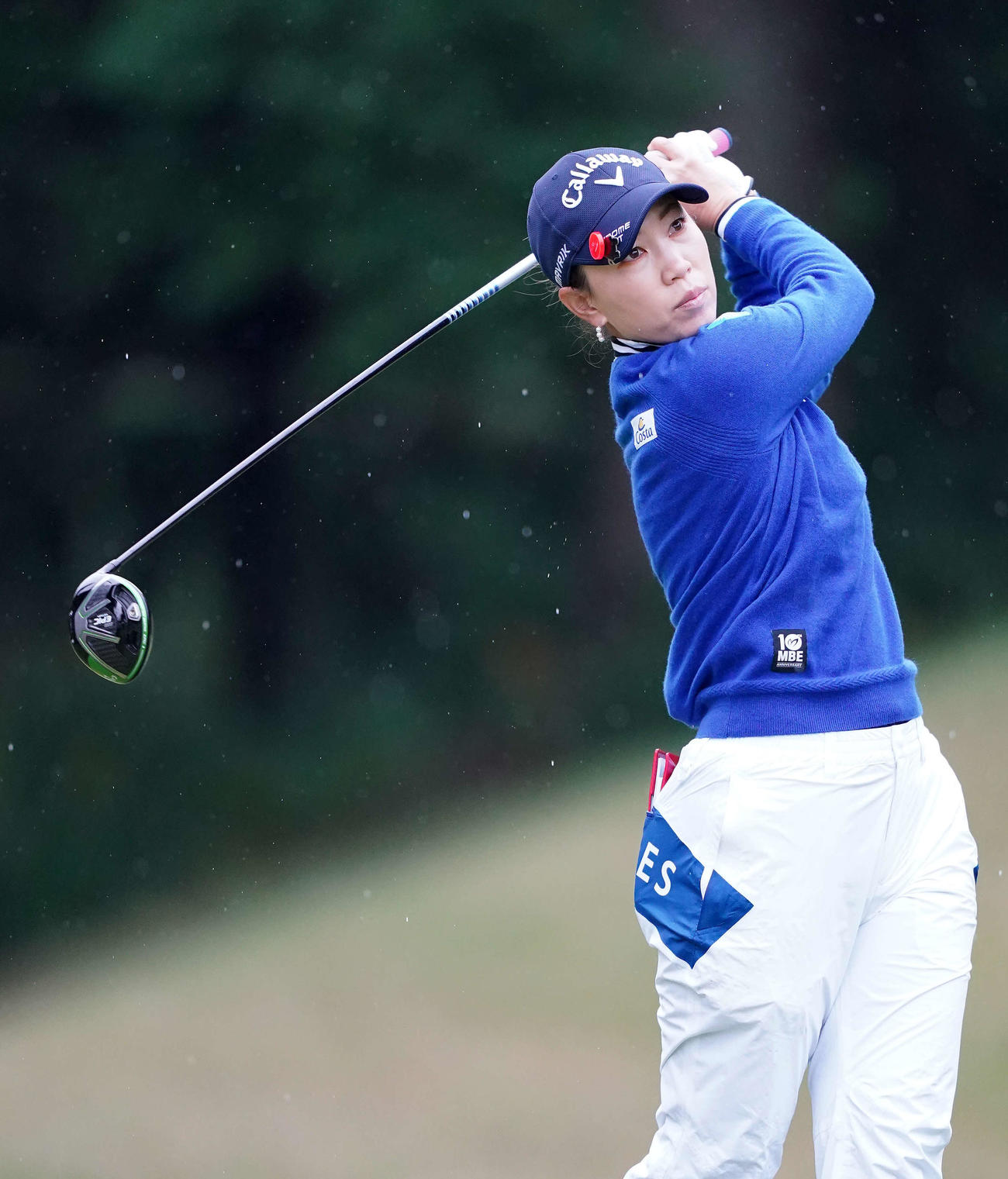 2番、ティーショットを放つ上田桃子（撮影・江口和貴）
