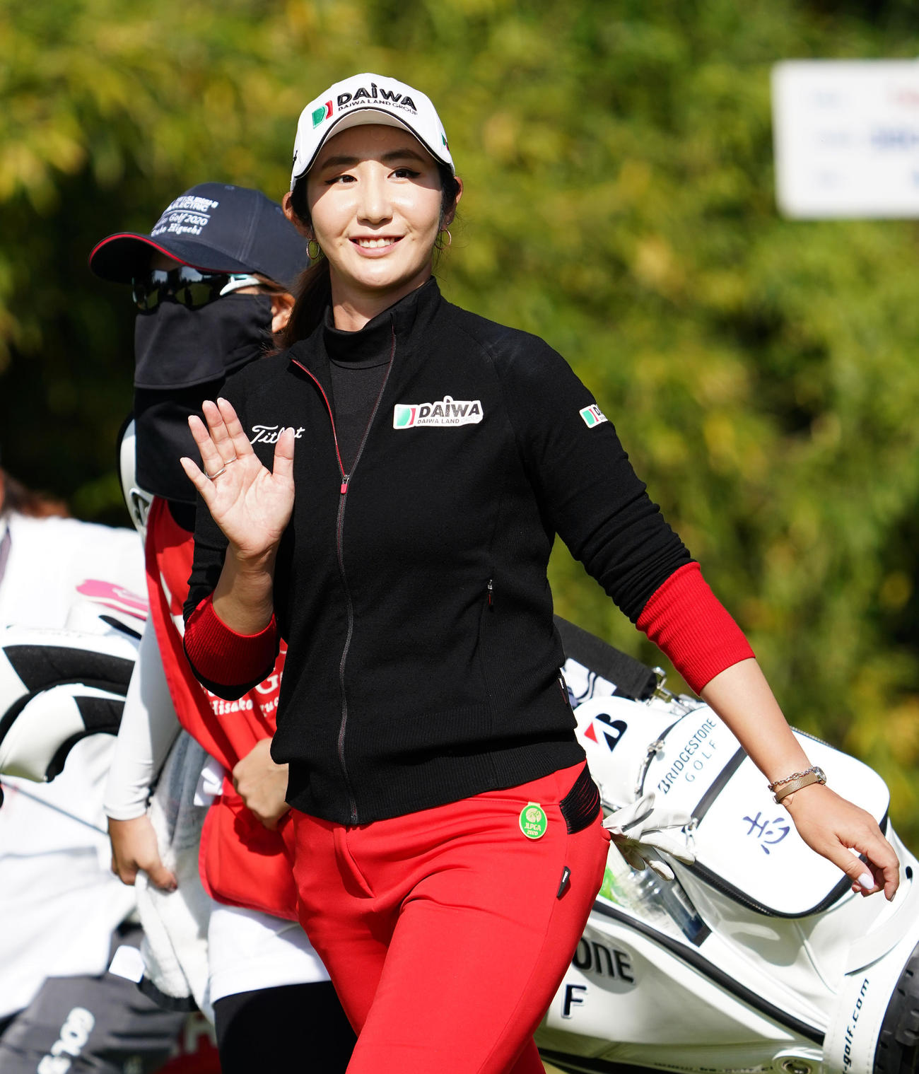 https://www.nikkansports.com/sports/golf/news/img/202011010000991-w1300_8.jpg