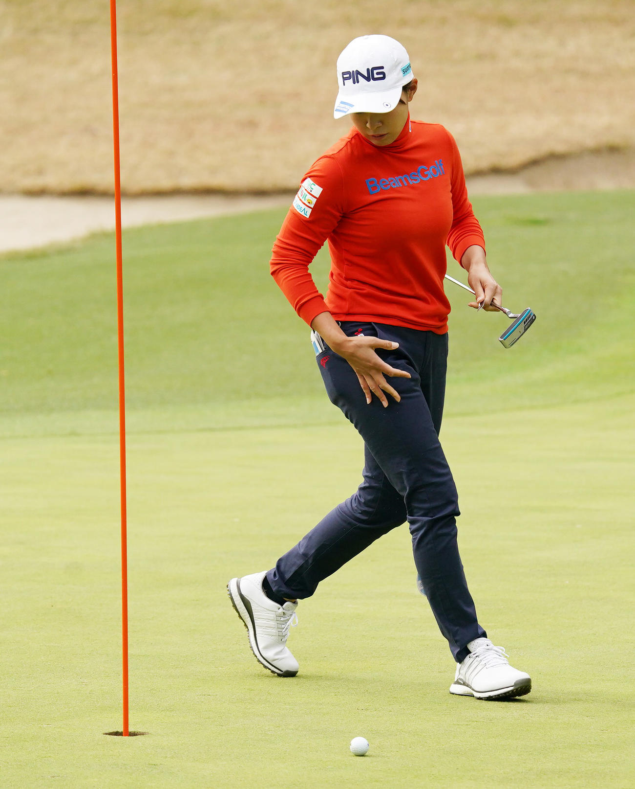 大王製紙エリエールレディース最終日　5番、第2打でピン側につけバーディーを奪う渋野日向子（撮影・清水貴仁）