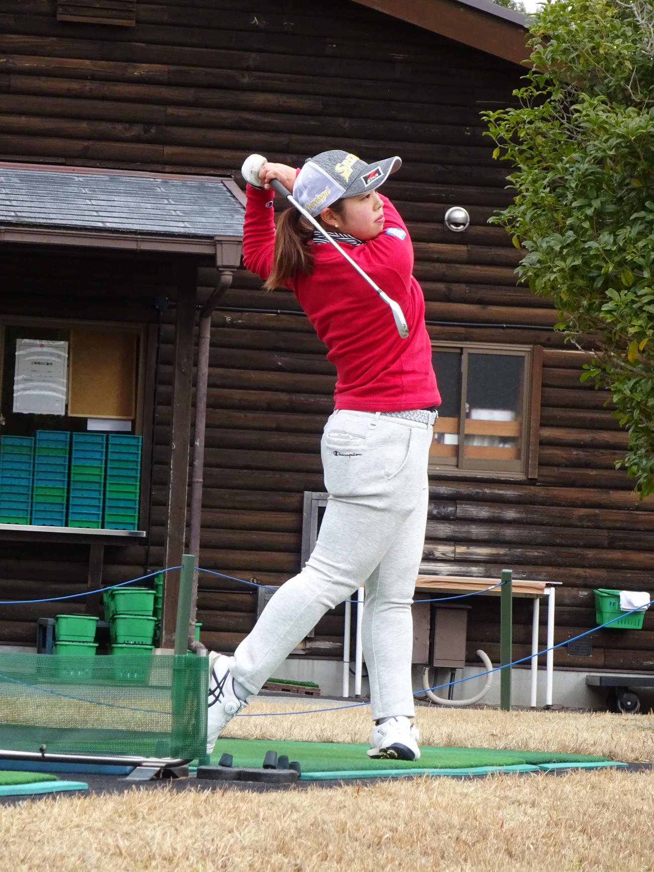 実質プロ2年目を前に調整を続ける山下美夢有（撮影・加藤裕一）
