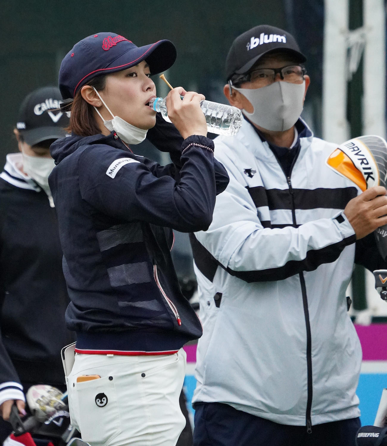 第34回ダイキンオーキッドレディスゴルフトーナメント　練習ラウンドをまわる新垣比菜（撮影・清水貴仁）