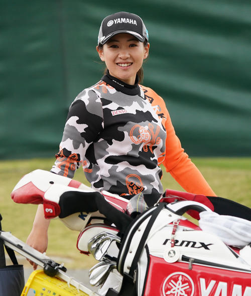 1番、スタートする永井花奈（撮影・清水貴仁）