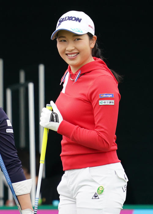 小祝さくら66で首位と2打差、パット改善に手応え - 国内女子ゴルフ 