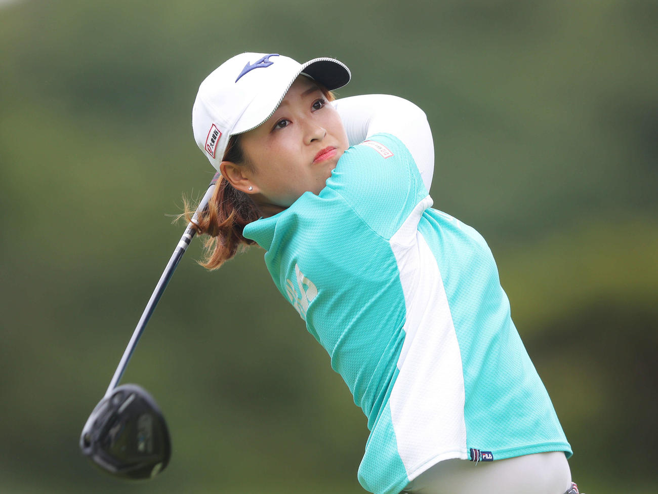 3番、ティーショットを放つ西郷（撮影・河田真司）