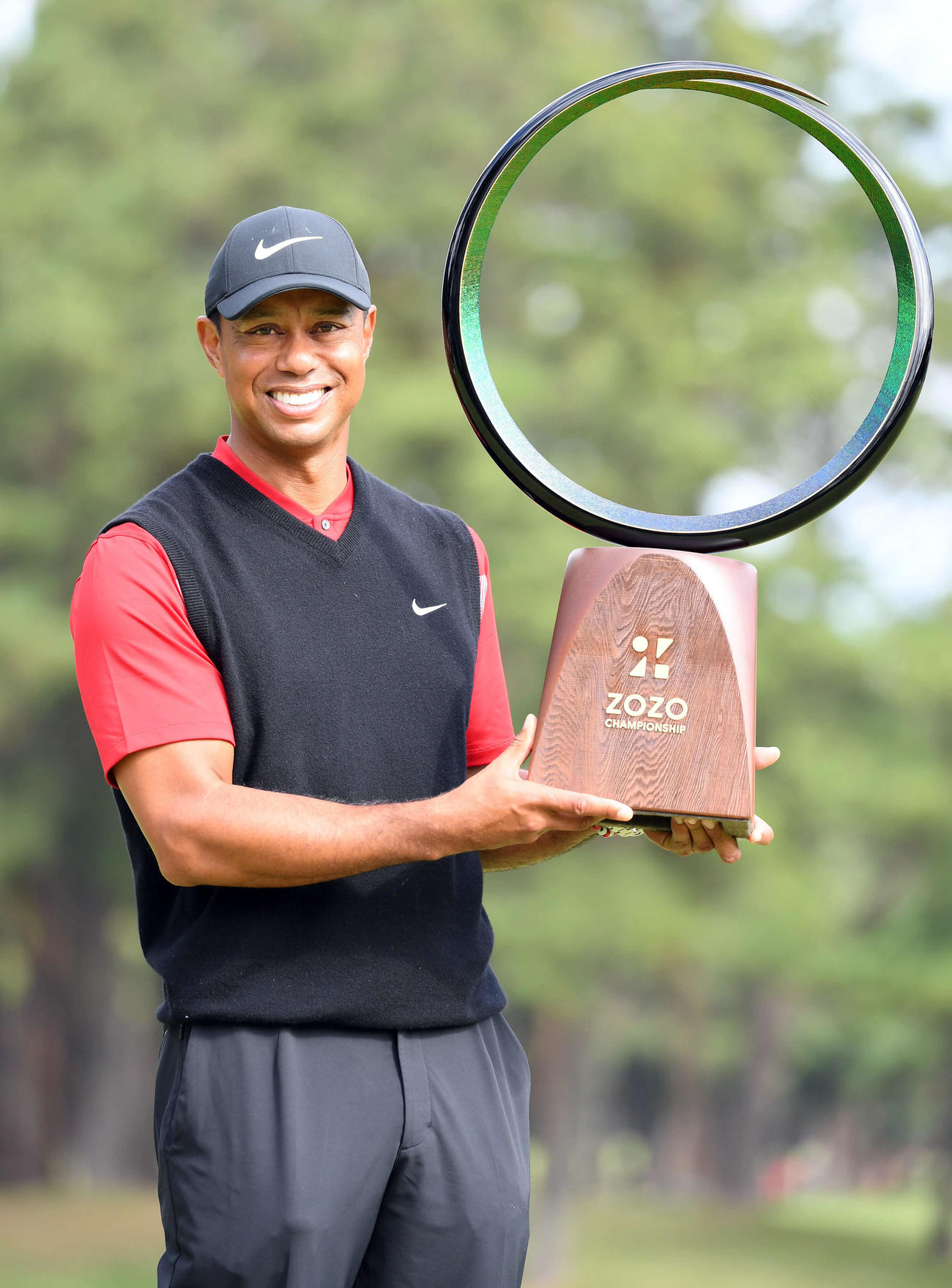 2年前に日本で行われたZOZOチャンピオンシップで初代王者に輝いたタイガー・ウッズ（19年10月28日）