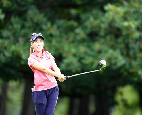 3番、ティーショットを放った木村（撮影・江口和貴）